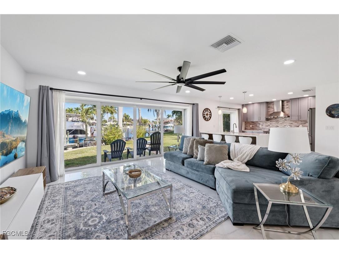 1819 SE 43rd Street Cape Coral FL 33904 2026001008 image6