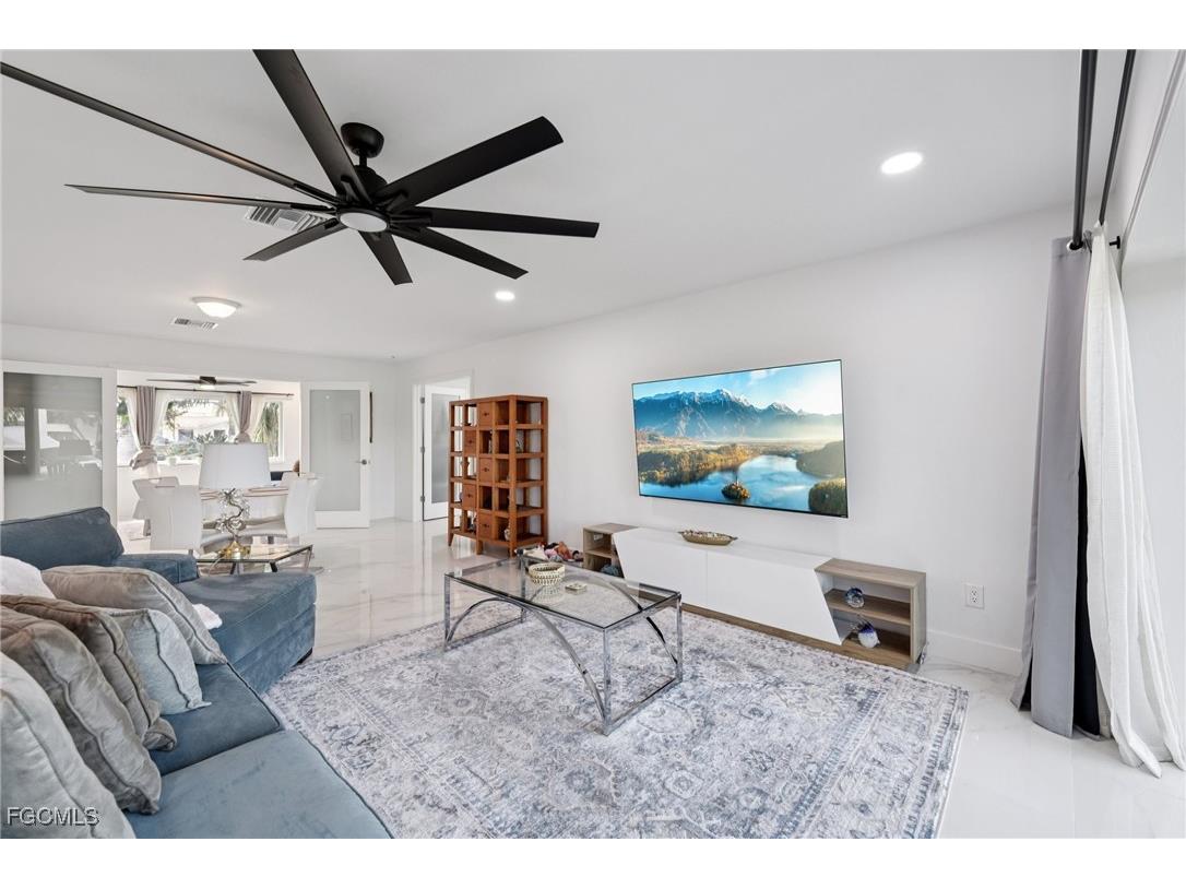 1819 SE 43rd Street Cape Coral FL 33904 2026001008 image9