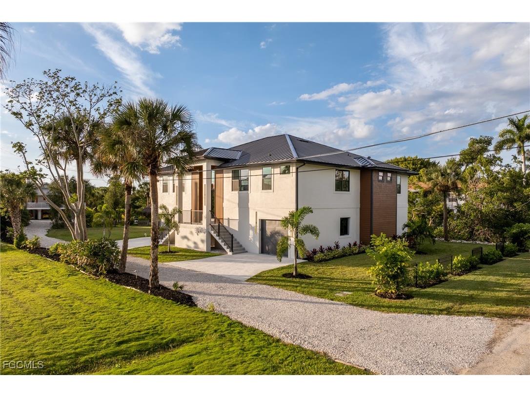 18190 Pioneer Road Fort Myers FL 33908 2025021725 image3