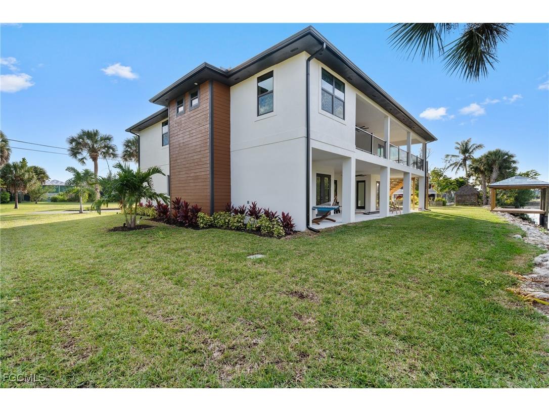 18190 Pioneer Road Fort Myers FL 33908 2025021725 image7