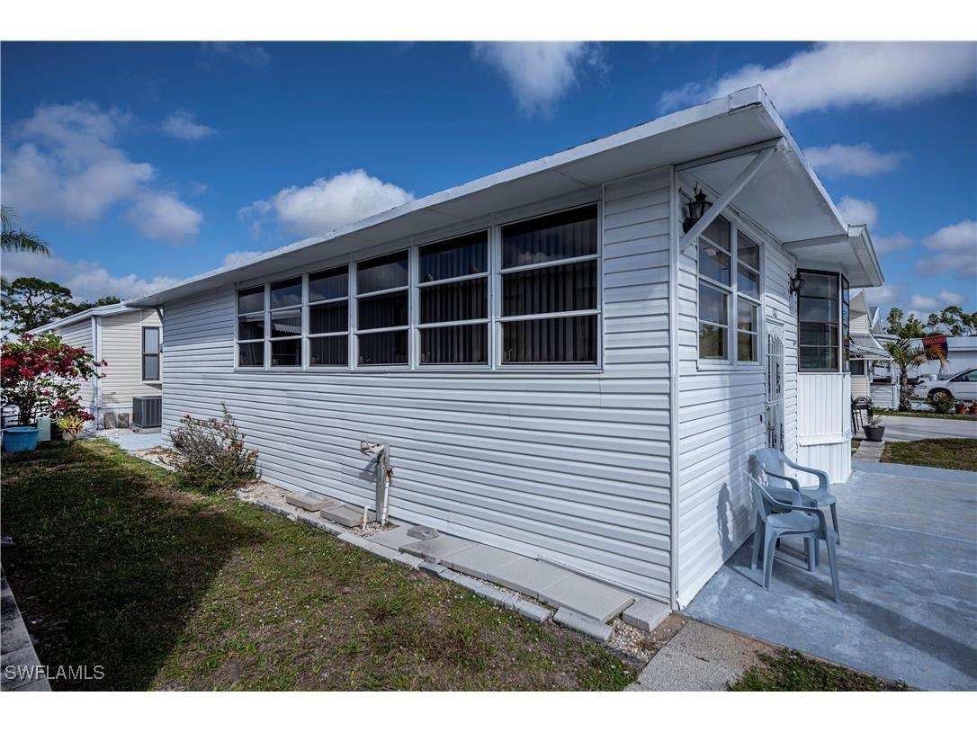 182 Caravan Circle North Fort Myers FL 33903 225033530 image18