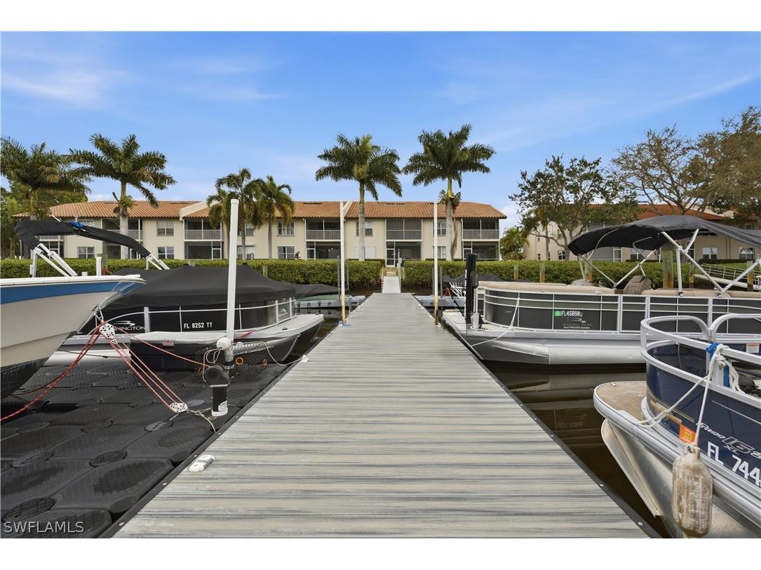182 Newport Drive #1003 Naples FL 34114 226009439 image1