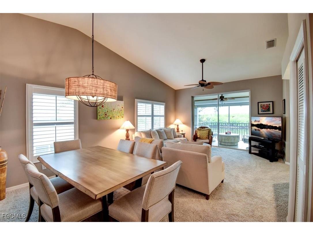 182 Newport Drive #1007 Naples FL 34114 2026004205 image1