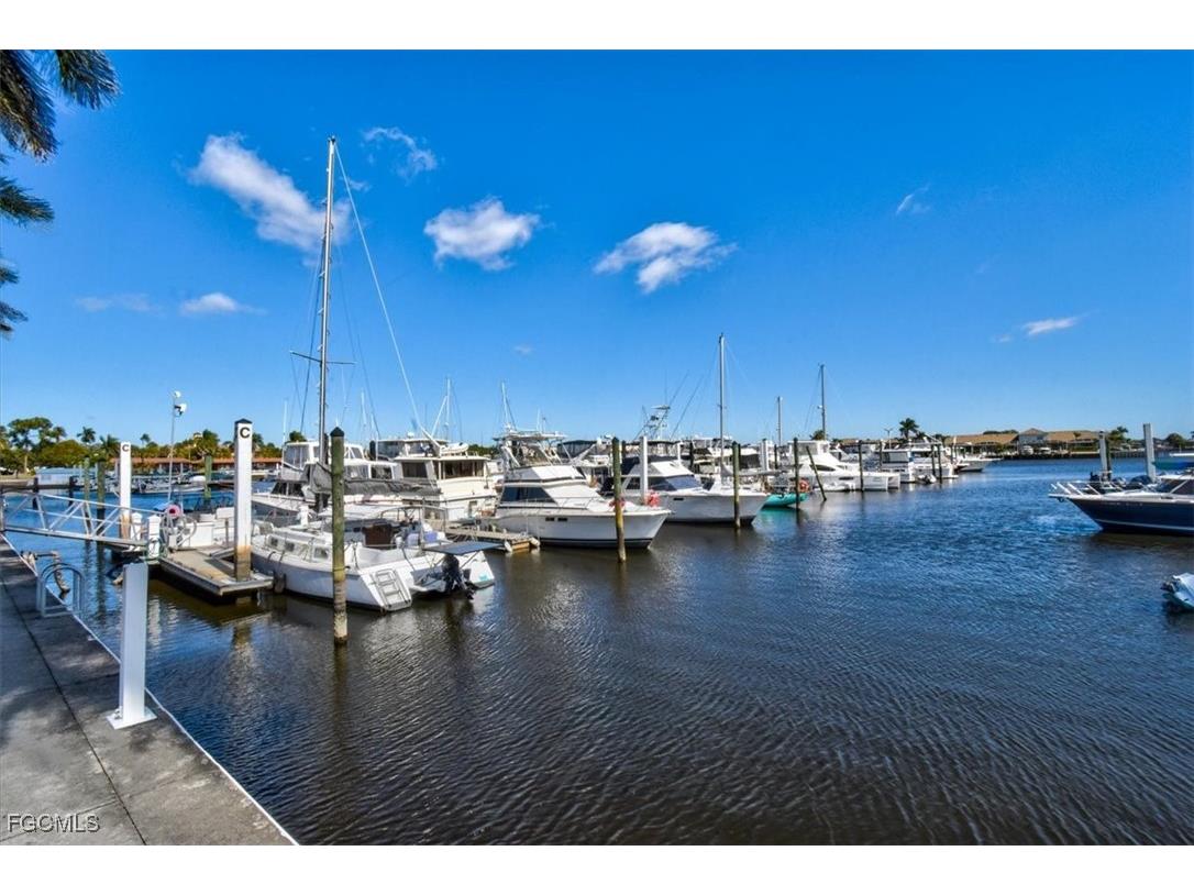 182 Newport Drive #1007 Naples FL 34114 2026004205 image42