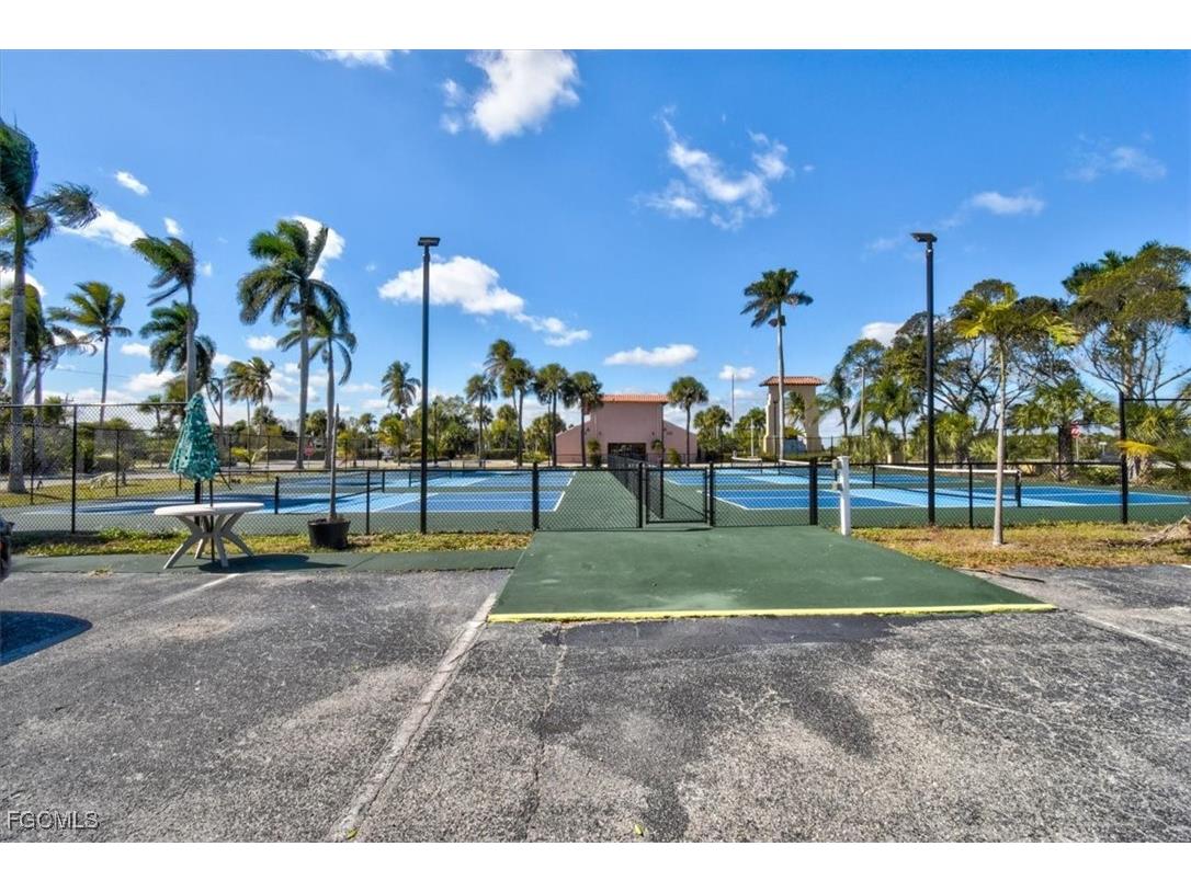 182 Newport Drive #1007 Naples FL 34114 2026004205 image44