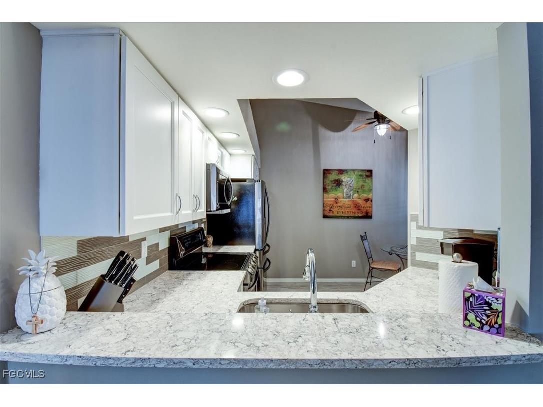 182 Newport Drive #1007 Naples FL 34114 2026004205 image5