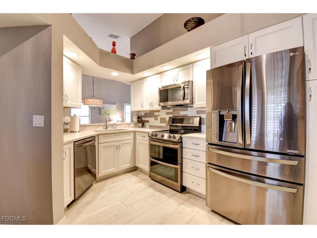 182 Newport Drive #1007 Naples FL 34114 2026004205 image7