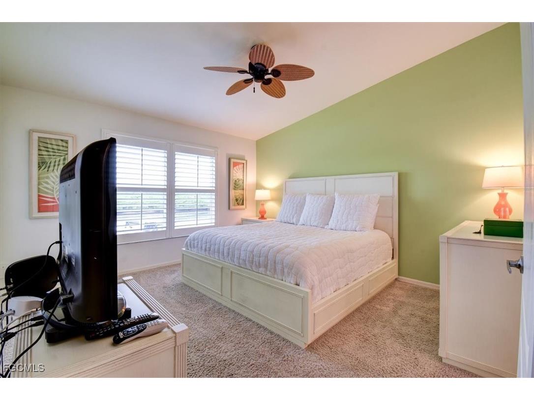 182 Newport Drive #1007 Naples FL 34114 2026004205 image9