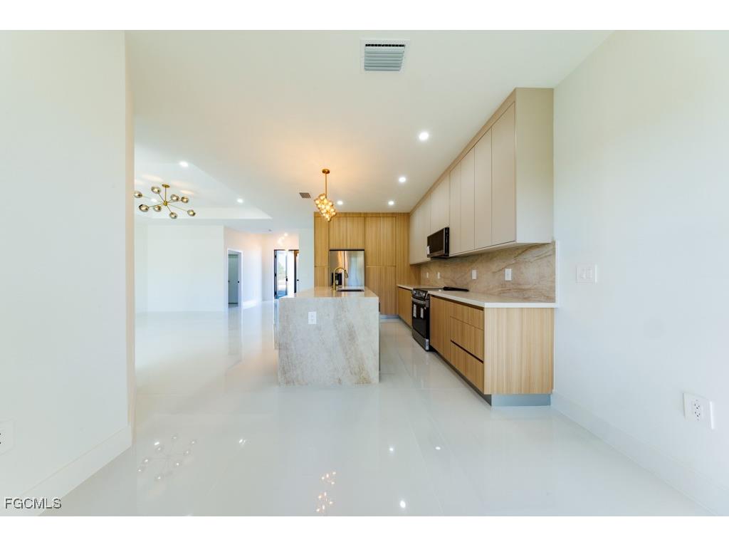 1820 Edward Avenue Lehigh Acres FL 33972 2025023911 image12