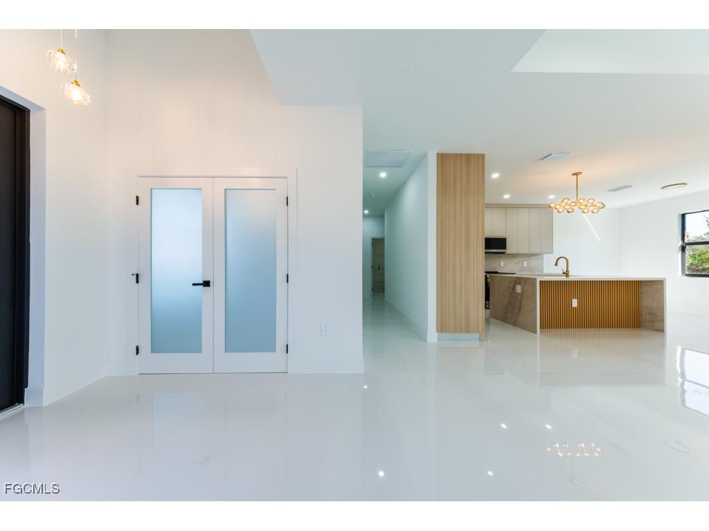 1820 Edward Avenue Lehigh Acres FL 33972 2025023911 image5