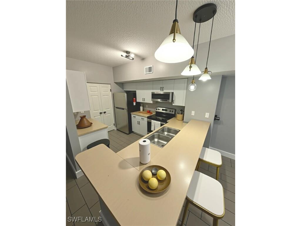 1820 Florida Club Circle #2201 Naples FL 34112 225068111 image2