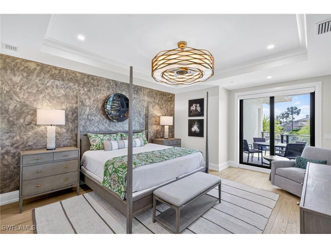 1820 Gulf Shore Boulevard N #202 Naples FL 34102 225047538 image16