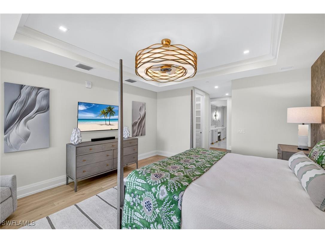 1820 Gulf Shore Boulevard N #202 Naples FL 34102 225047538 image18