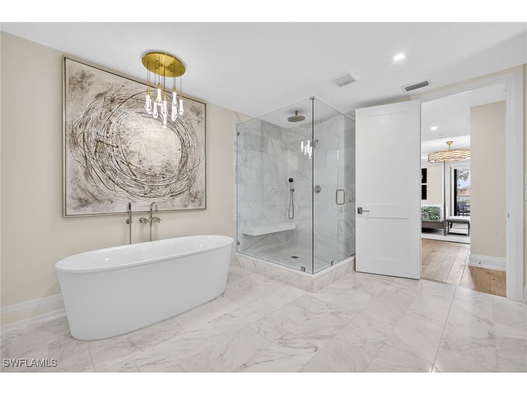 1820 Gulf Shore Boulevard N #202 Naples FL 34102 225047538 image21