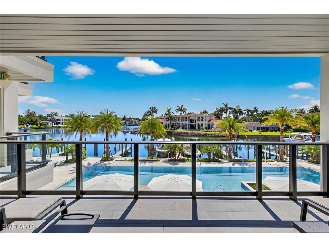 1820 Gulf Shore Boulevard N #202 Naples FL 34102 225047538 image3