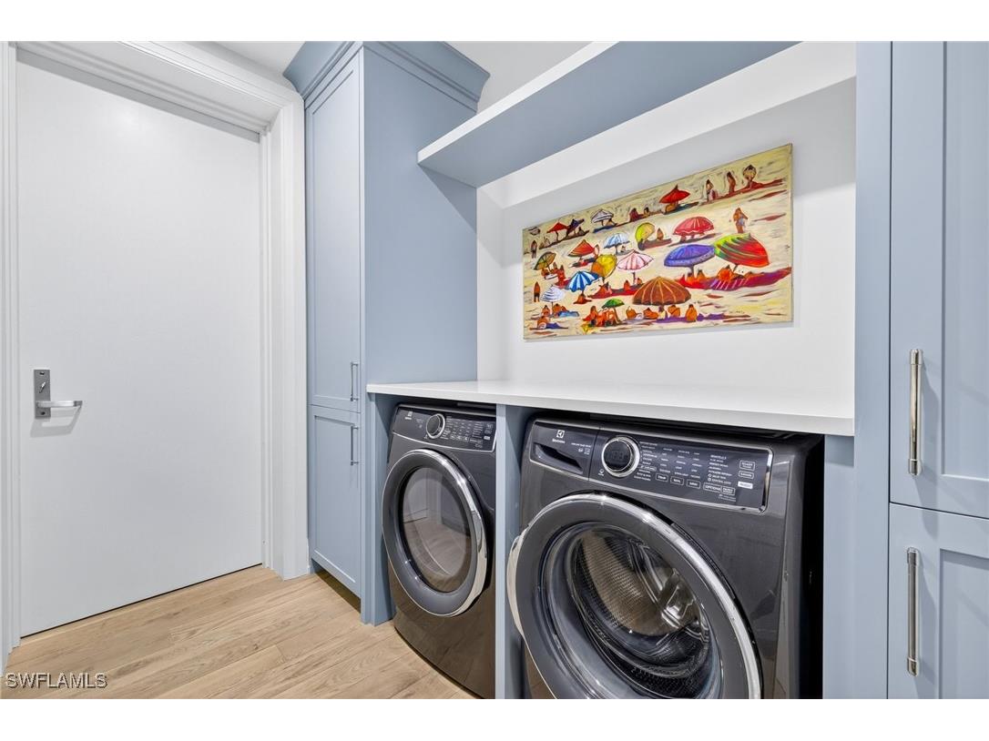 1820 Gulf Shore Boulevard N #202 Naples FL 34102 225047538 image30