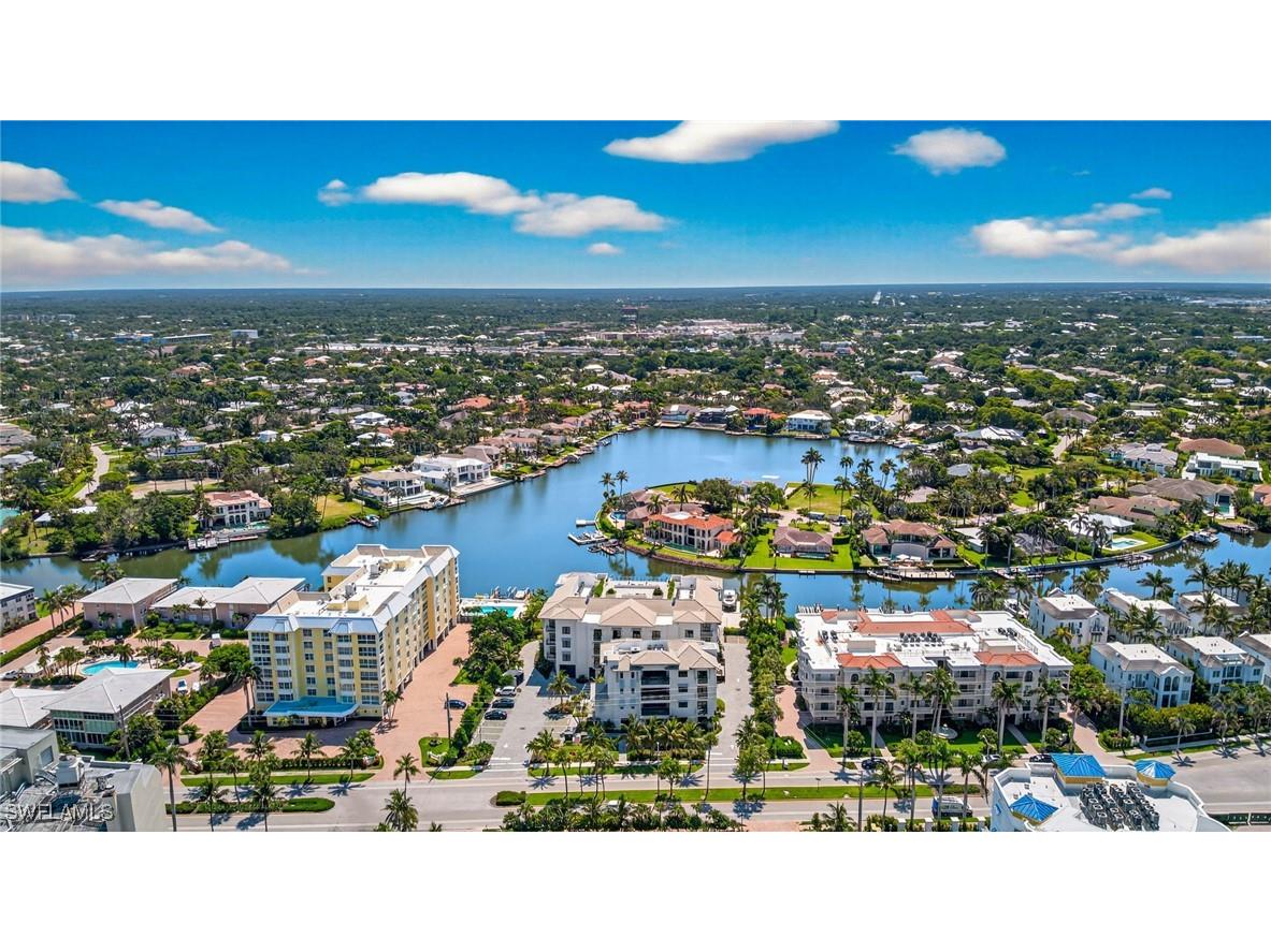 1820 Gulf Shore Boulevard N #202 Naples FL 34102 225047538 image41