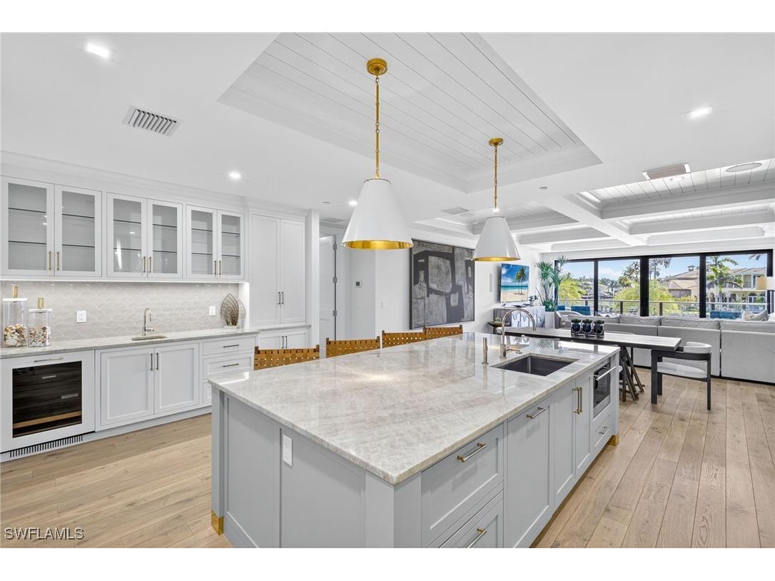 1820 Gulf Shore Boulevard N #202 Naples FL 34102 225047538 image9