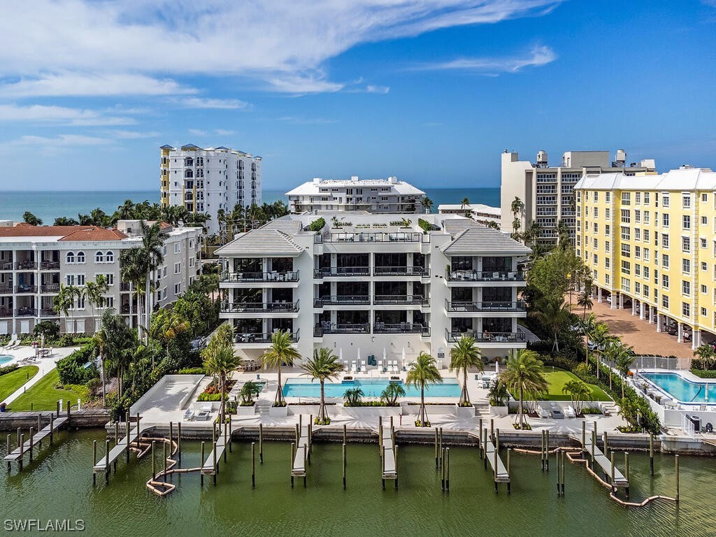1820 Gulf Shore Boulevard N #204 Naples FL 34102 224010258 image1