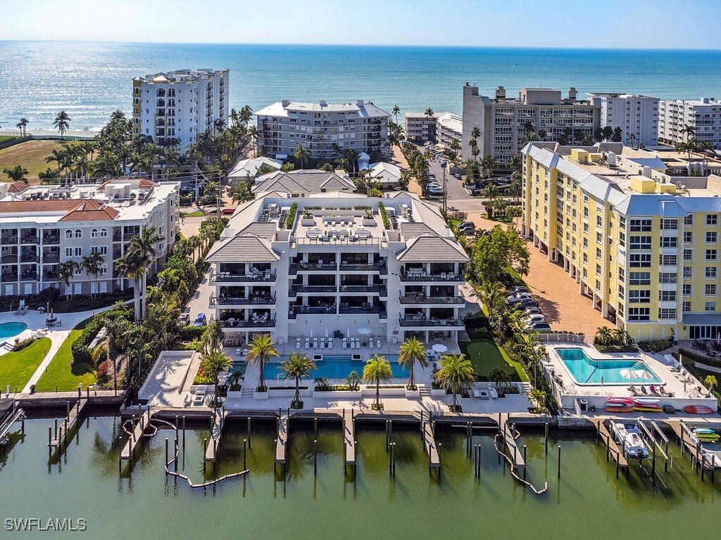 1820 Gulf Shore Boulevard N #301 Naples FL 34102 224072563 image1