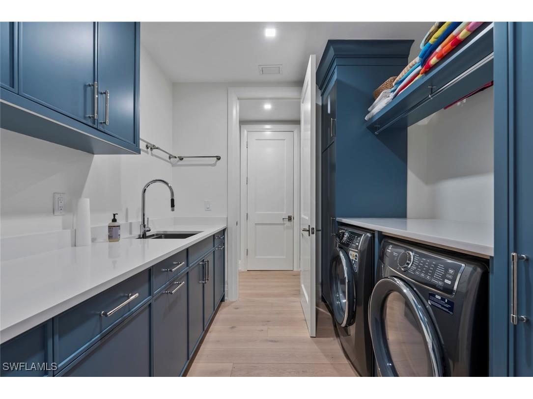 1820 Gulf Shore Boulevard N #302-303 Naples FL 34102 225077956 image23