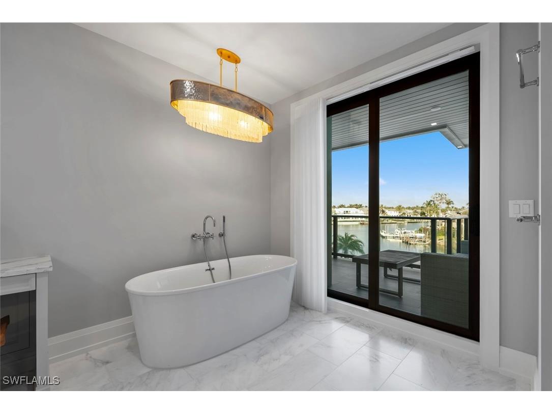 1820 Gulf Shore Boulevard N #302-303 Naples FL 34102 225077956 image28