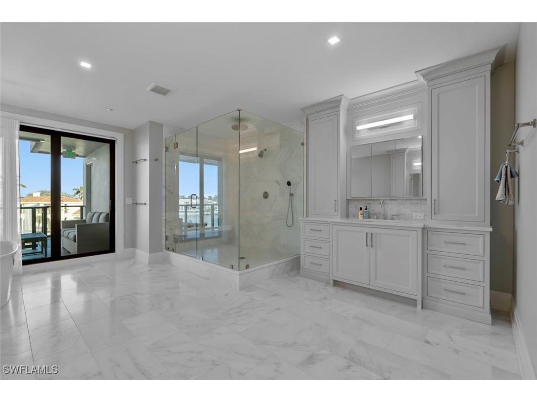 1820 Gulf Shore Boulevard N #302-303 Naples FL 34102 225077956 image29