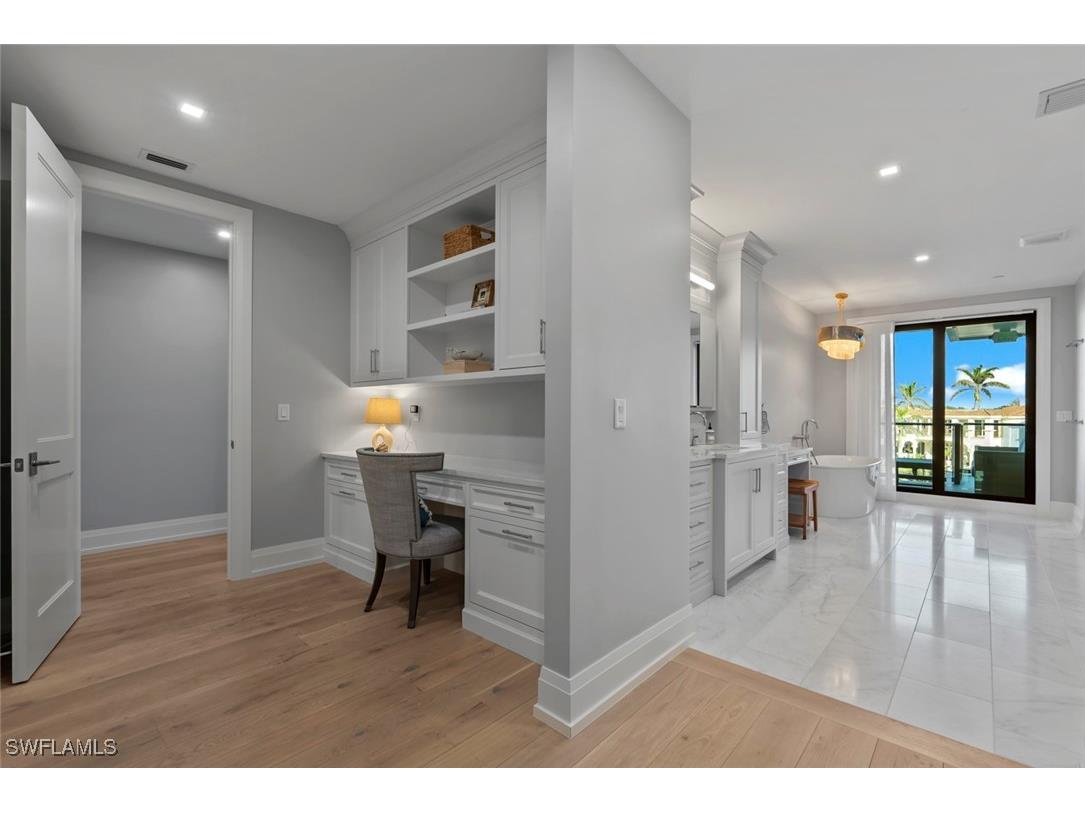 1820 Gulf Shore Boulevard N #302-303 Naples FL 34102 225077956 image32