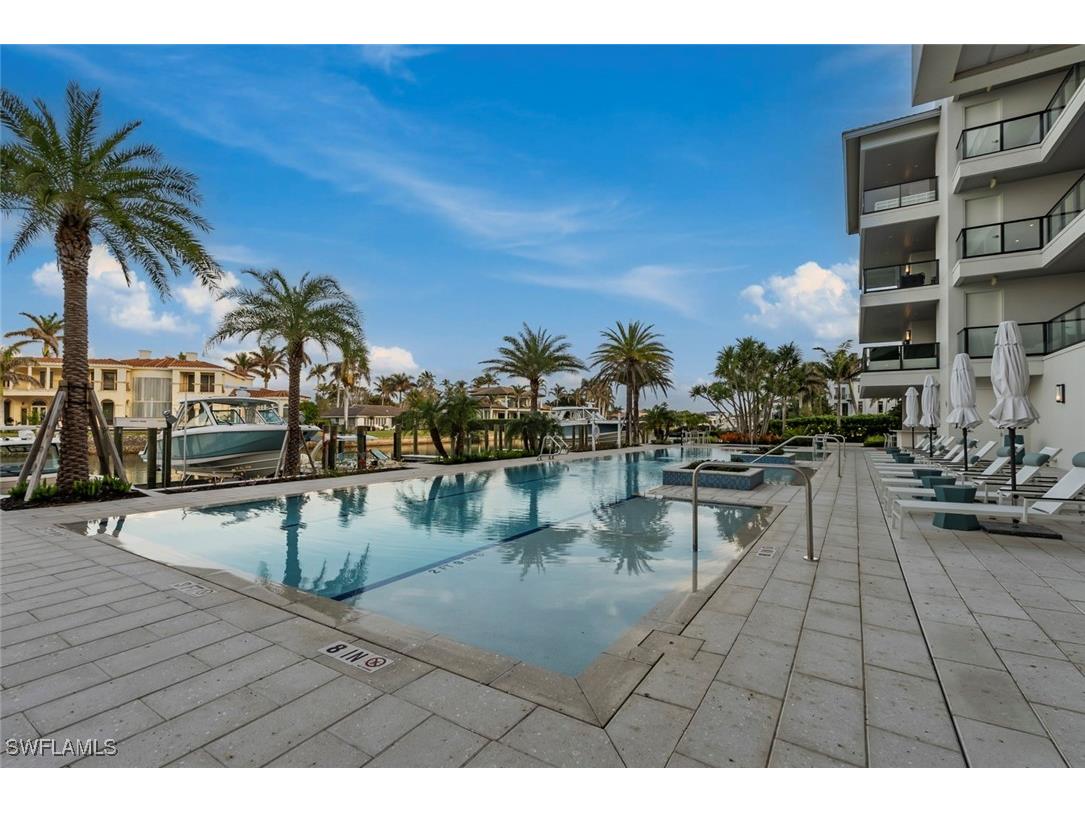 1820 Gulf Shore Boulevard N #302-303 Naples FL 34102 225077956 image9