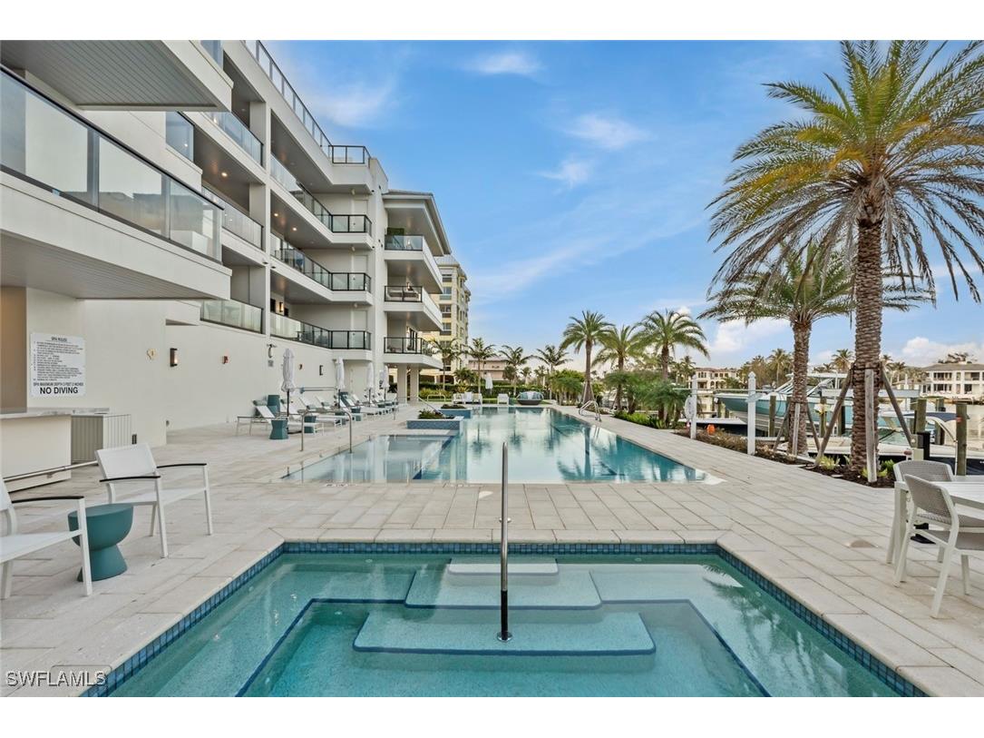 1820 Gulf Shore Boulevard N #302-303 Naples FL 34102 226000934 image16