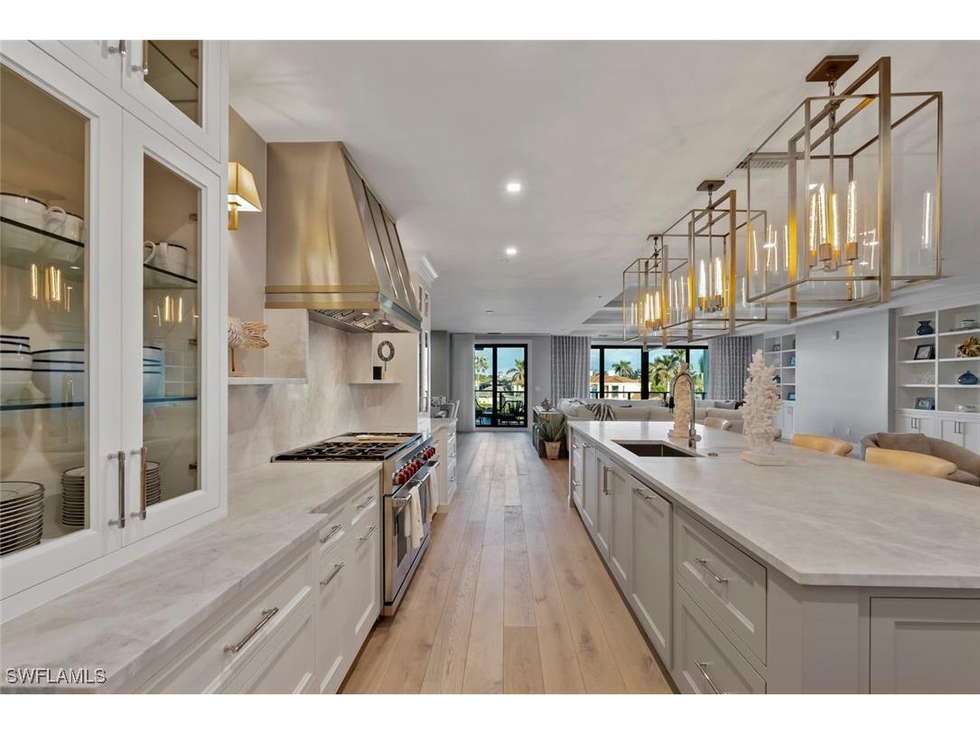 1820 Gulf Shore Boulevard N #302-303 Naples FL 34102 226000934 image3