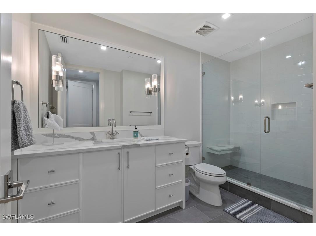 1820 Gulf Shore Boulevard N #302-303 Naples FL 34102 226000934 image30