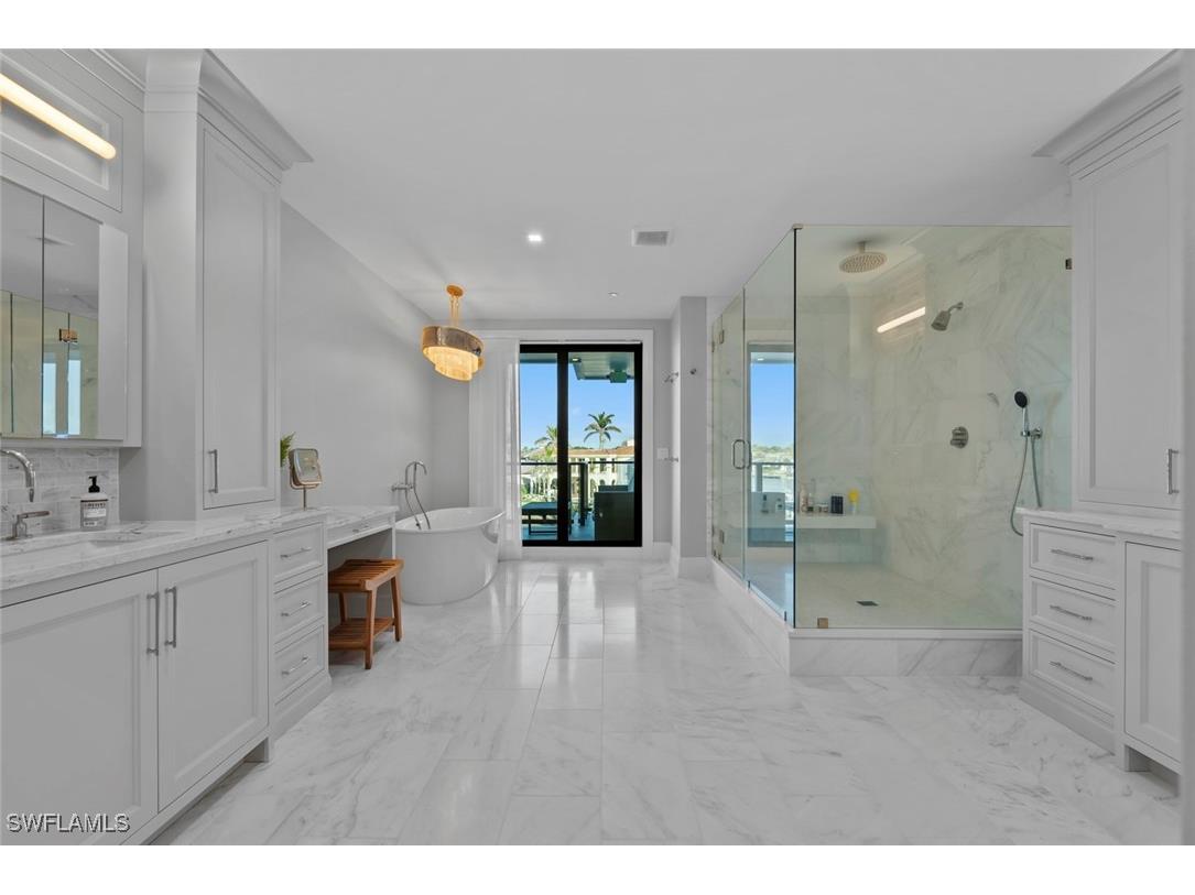 1820 Gulf Shore Boulevard N #302-303 Naples FL 34102 226000934 image33
