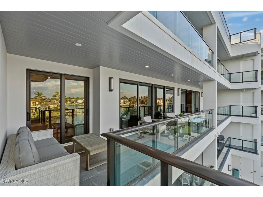 1820 Gulf Shore Boulevard N #302-303 Naples FL 34102 226000934 image39