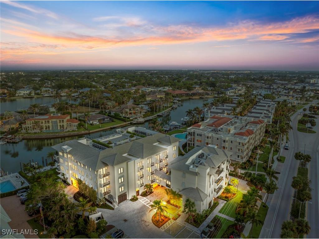 1820 Gulf Shore Boulevard N #302-303 Naples FL 34102 226000934 image8