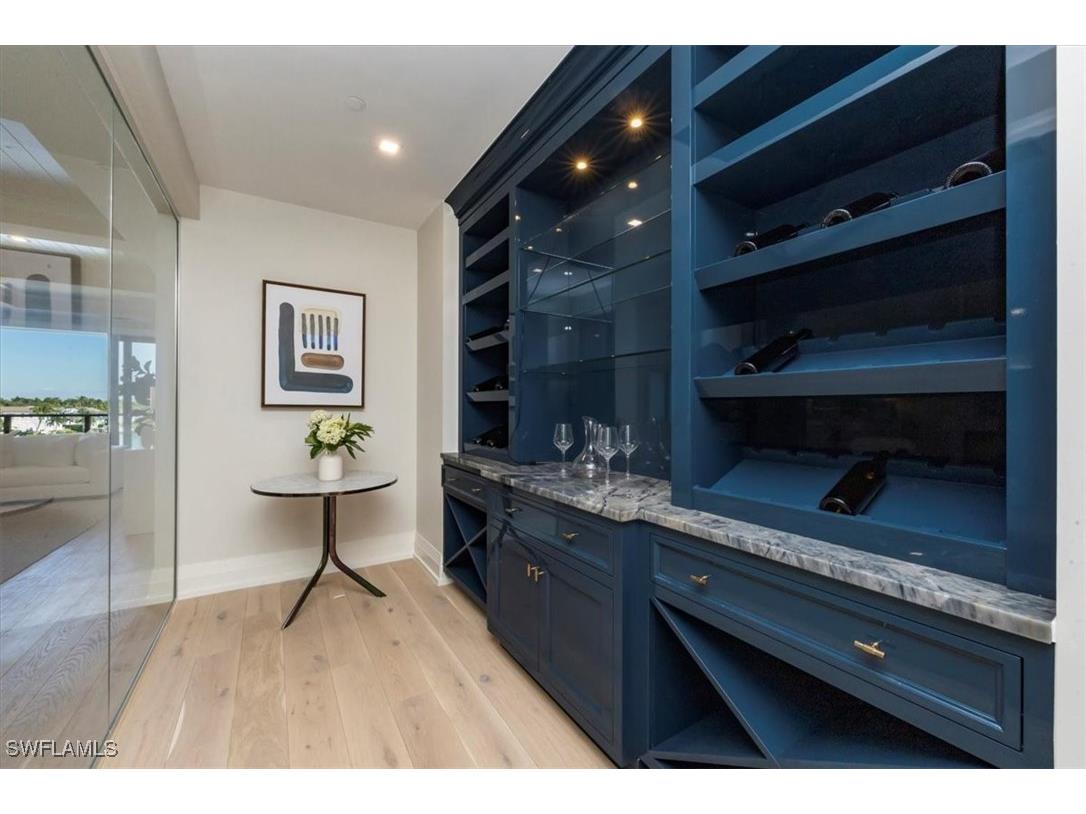 1820 Gulf Shore Boulevard N #402-403 Naples FL 34102 225080359 image20