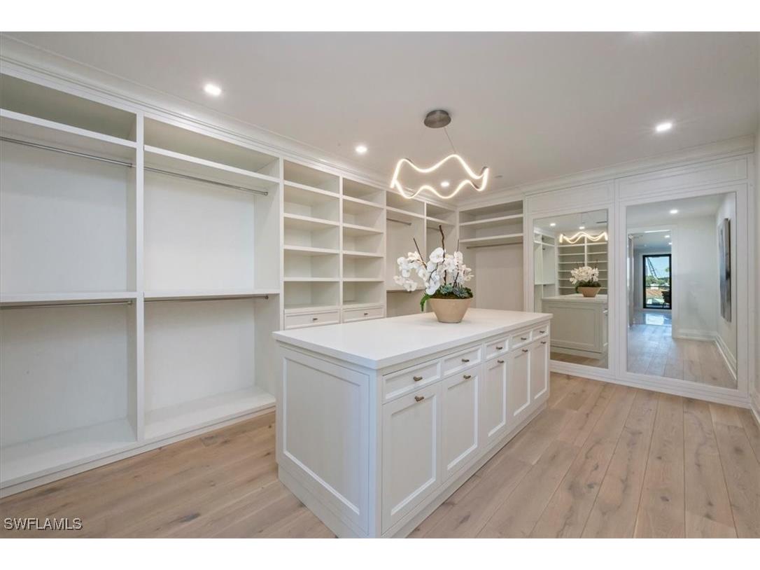 1820 Gulf Shore Boulevard N #402-403 Naples FL 34102 225080359 image26