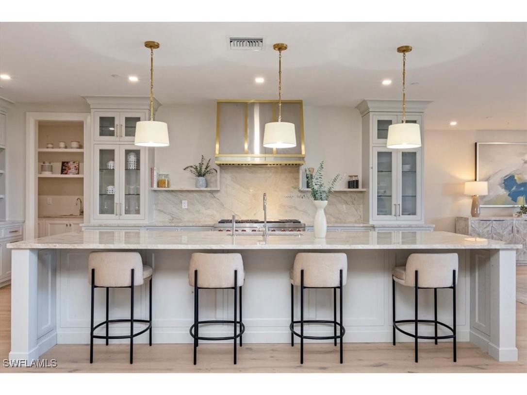 1820 Gulf Shore Boulevard N #402-403 Naples FL 34102 225080359 image3