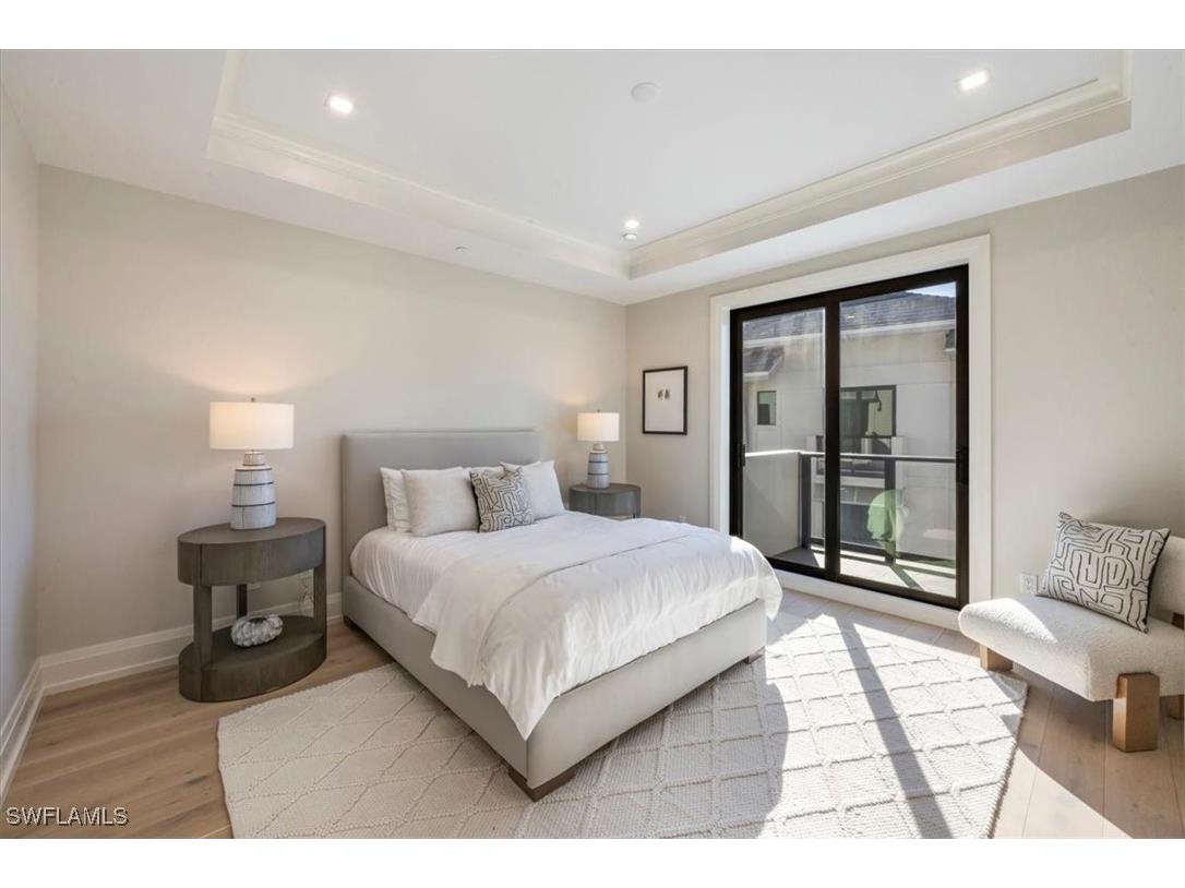 1820 Gulf Shore Boulevard N #402-403 Naples FL 34102 225080359 image31