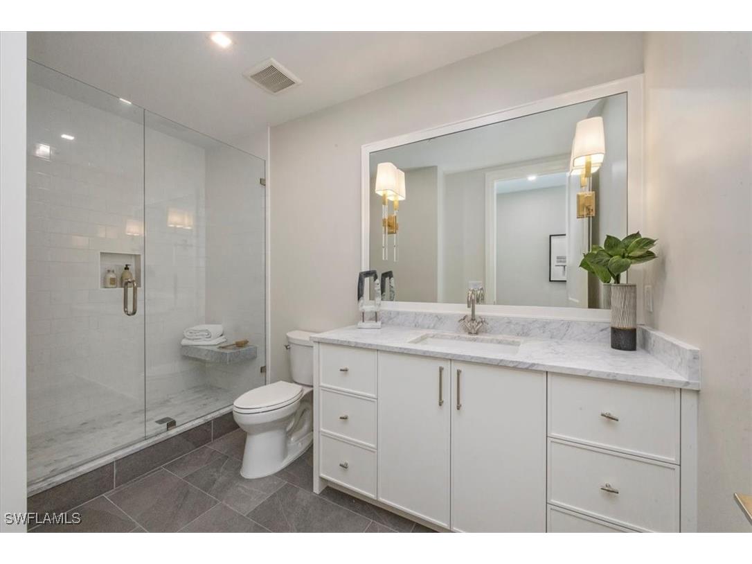 1820 Gulf Shore Boulevard N #402-403 Naples FL 34102 225080359 image36