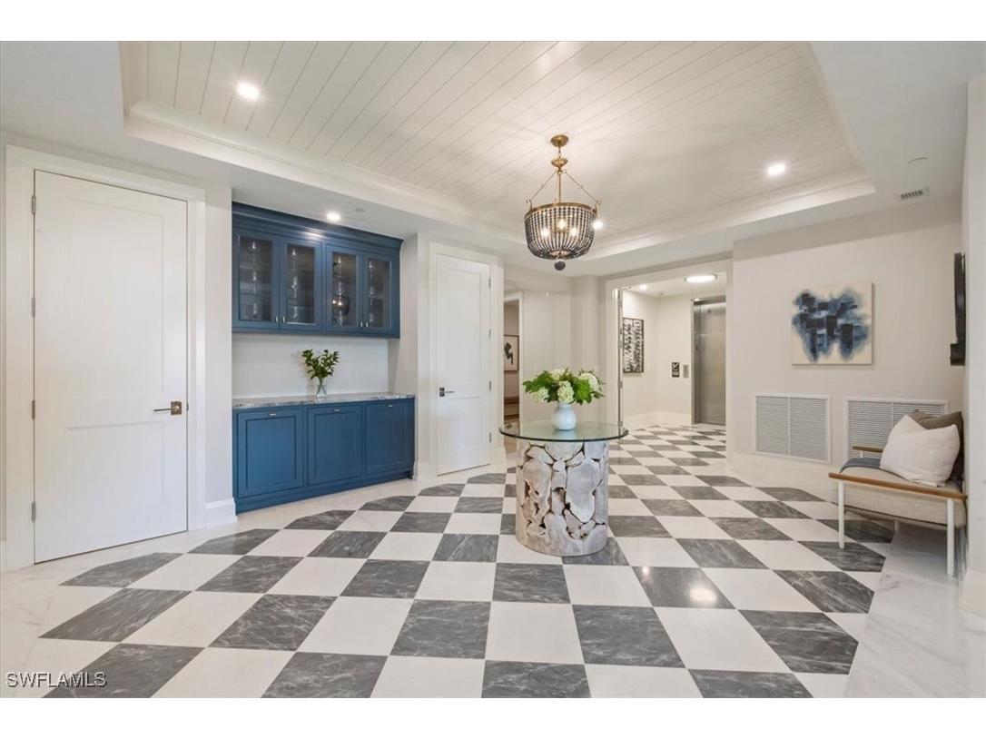 1820 Gulf Shore Boulevard N #402-403 Naples FL 34102 225080359 image7