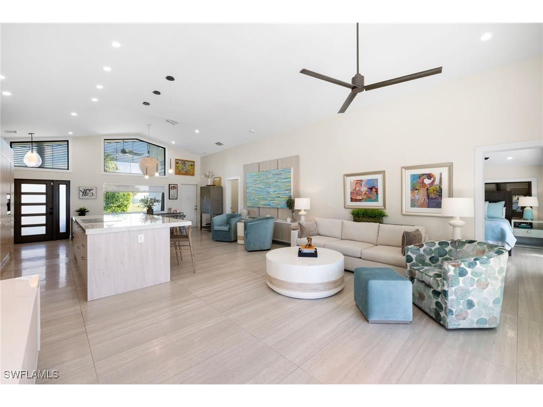 1820 Holiday Lane Naples FL 34104 226003067 image16