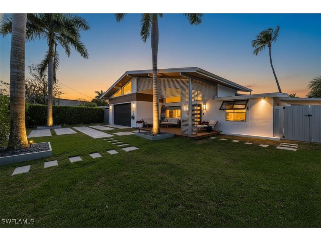 1820 Holiday Lane Naples FL 34104 226003067 image2