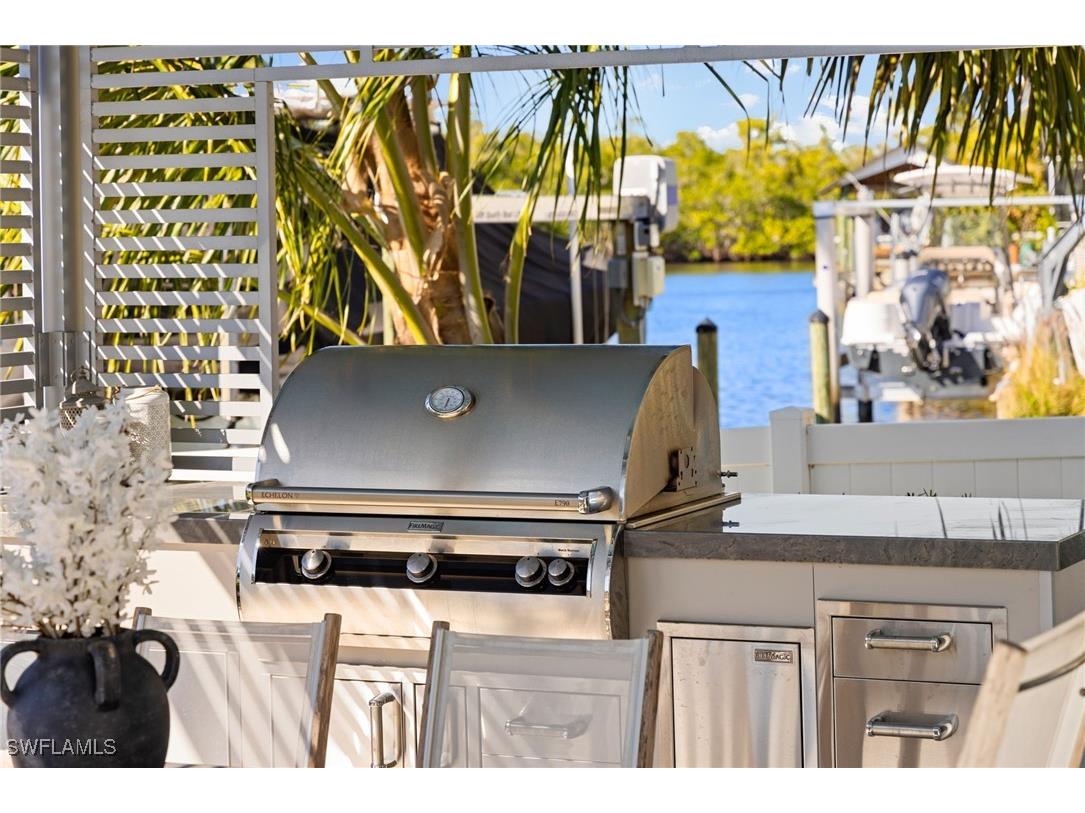 1820 Holiday Lane Naples FL 34104 226003067 image38
