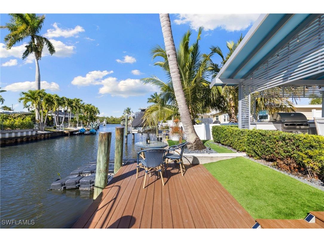 1820 Holiday Lane Naples FL 34104 226003067 image42