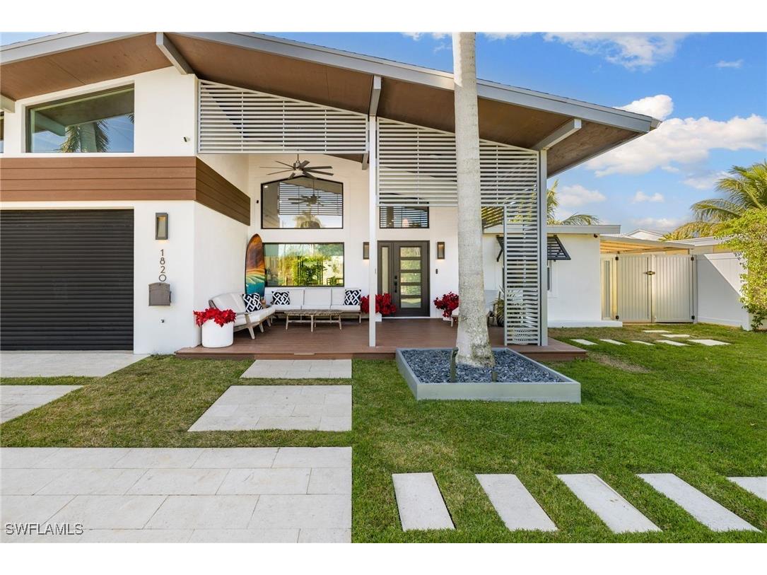 1820 Holiday Lane Naples FL 34104 226003067 image5