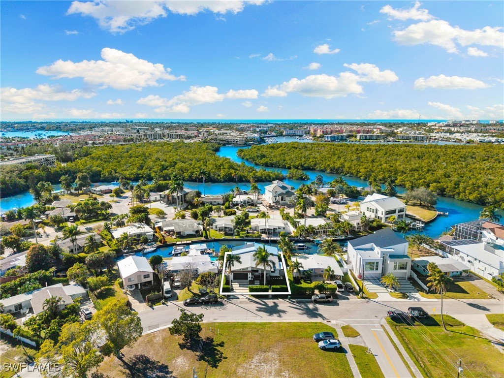1820 Holiday Lane Naples FL 34104 226003067 image50