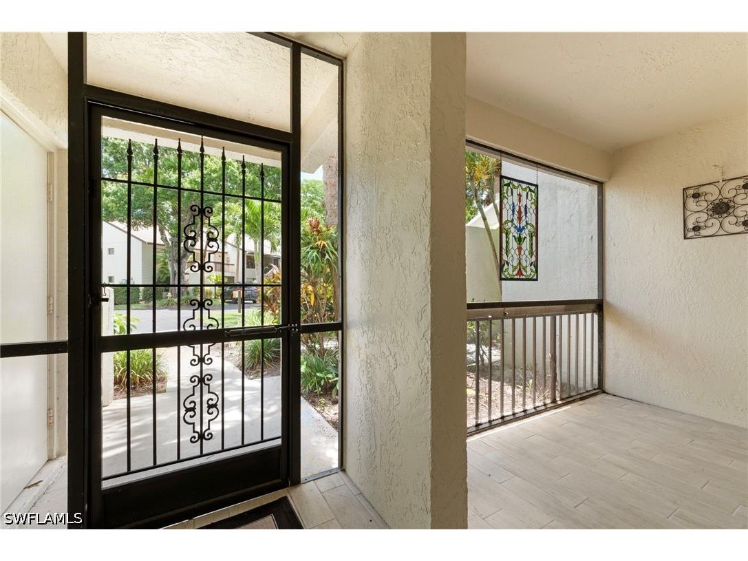 1820 Kings Lake Boulevard #103 Naples FL 34112 226021107 image2
