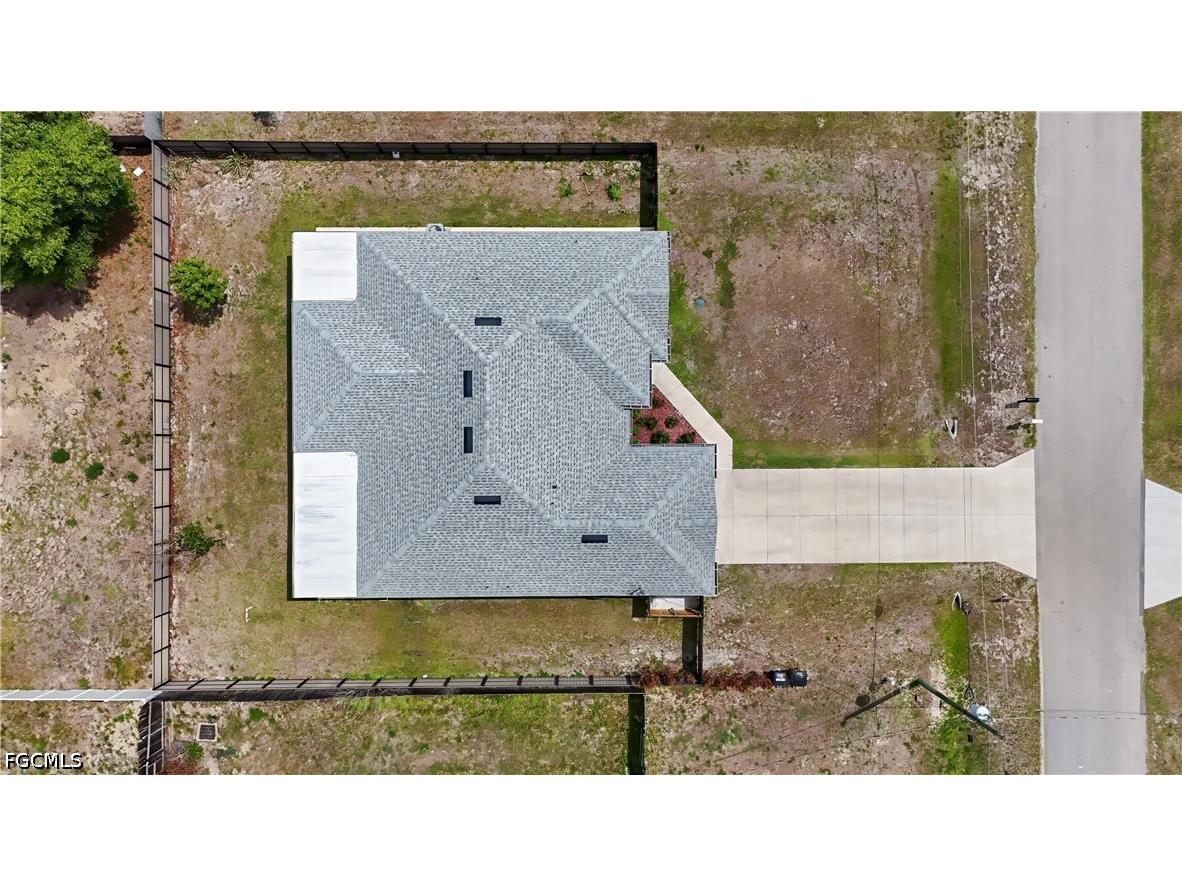 1820 Lodge Street Lehigh Acres FL 33972 2026012474 image2