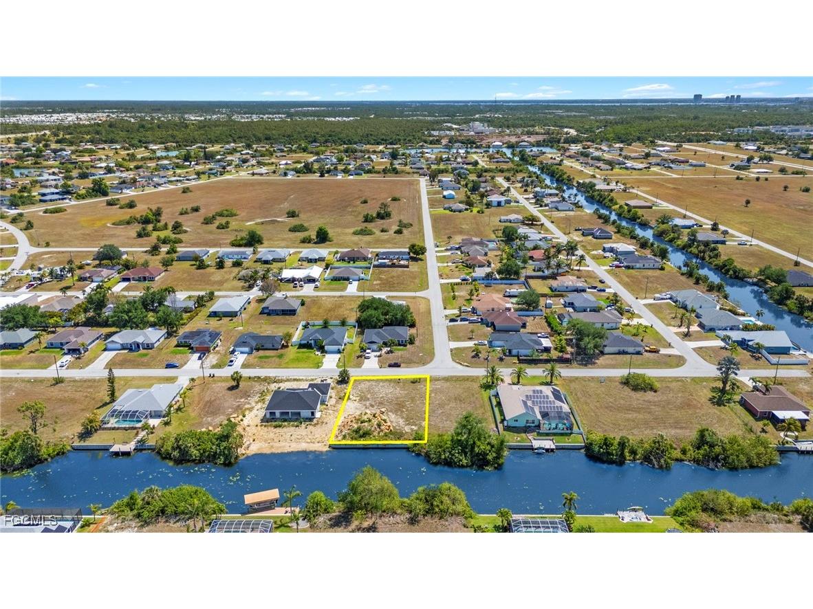 1820 NE 19th Avenue Cape Coral FL 33909 2025008119 image8